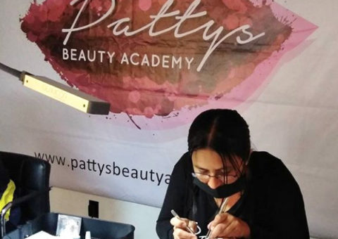 Eyelash Extension Class - Patty's Beauty Academy